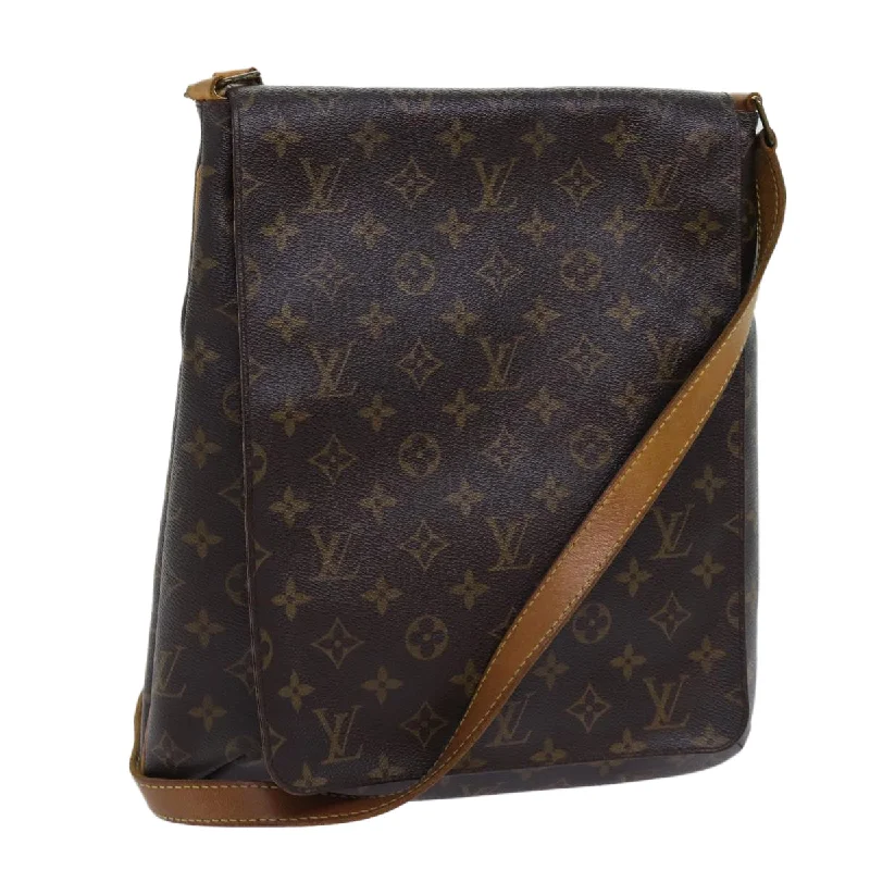 Louis Vuitton crossbody bags with a keychain holder for practicalityLOUIS VUITTON Musette Shoulder Bag