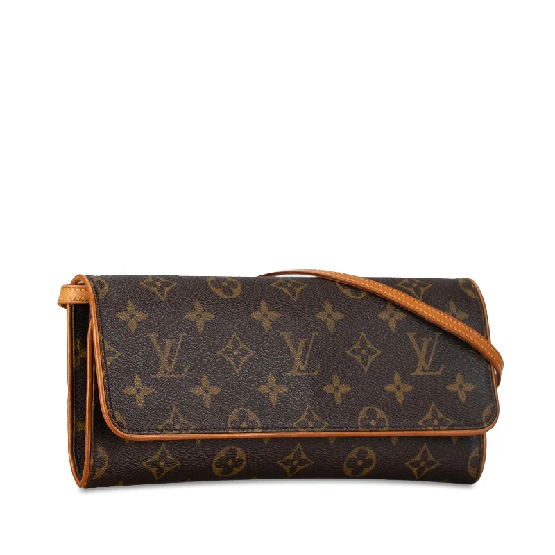 Ladies Louis Vuitton Petite Malle bags with a star - shaped charm for cutenessLouis Vuitton Monogram Pochette Twin GM (zNpbro)