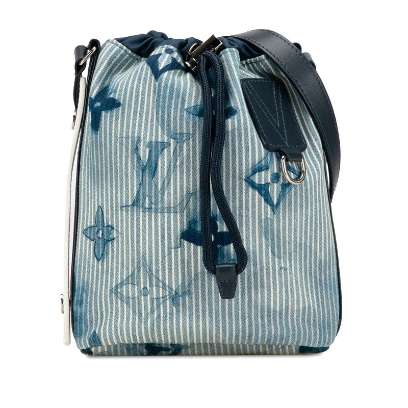 Louis Vuitton Petite Malle bags with a hard - shell structure for uniquenessLouis Vuitton Monogram Water  Sac Maran Messenger Bag Shoulder Bag M57830 Blue Navy Cotton Linen  LOUIS VUITTON