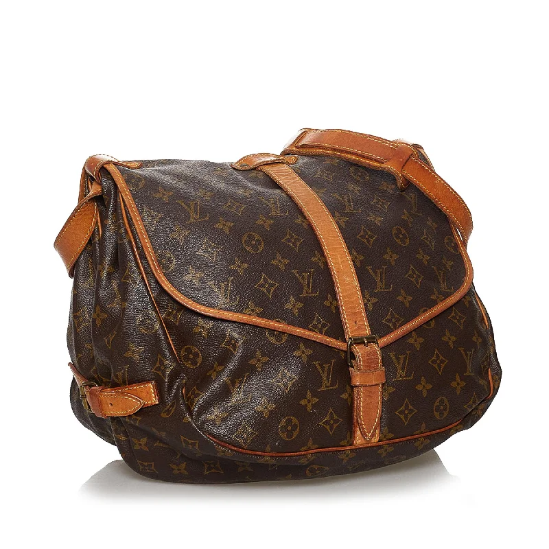 Ladies Louis Vuitton Capucines bags with a detachable shoulder strapLouis Vuitton Monogram Saumur 35 (29910)