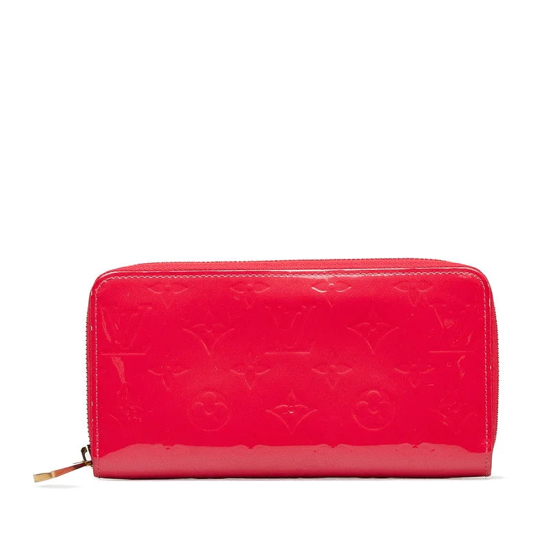 Louis Vuitton Twist bags with the iconic LV - turnlock closureLouis Vuitton Monograms Verney Zippie Wallet Long Wallet M93058 Hot Pink Patent Leather  Louis Vuitton