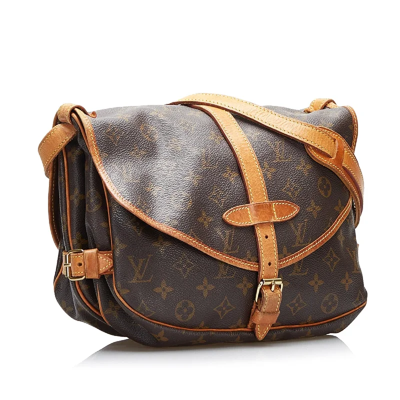 Louis Vuitton backpacks with a sleek, minimalist design for styleLouis Vuitton Monogram Saumur 25 (hLwjCx)