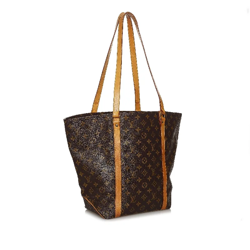 Louis Vuitton Twist bags with a crystal - embellished LV - turnlockLouis Vuitton Monogram Sac Shopping 48 (30891)