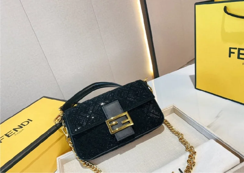 Ladies Fendi shoulder bags with a detachable phone stand for hands - free viewingNew Fendi woman shoulder bag