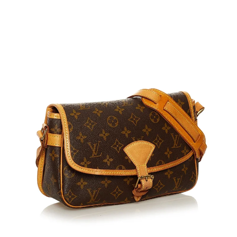 Louis Vuitton crossbody bags with a printed floral pattern for femininityLouis Vuitton Monogram Sologne (36740)