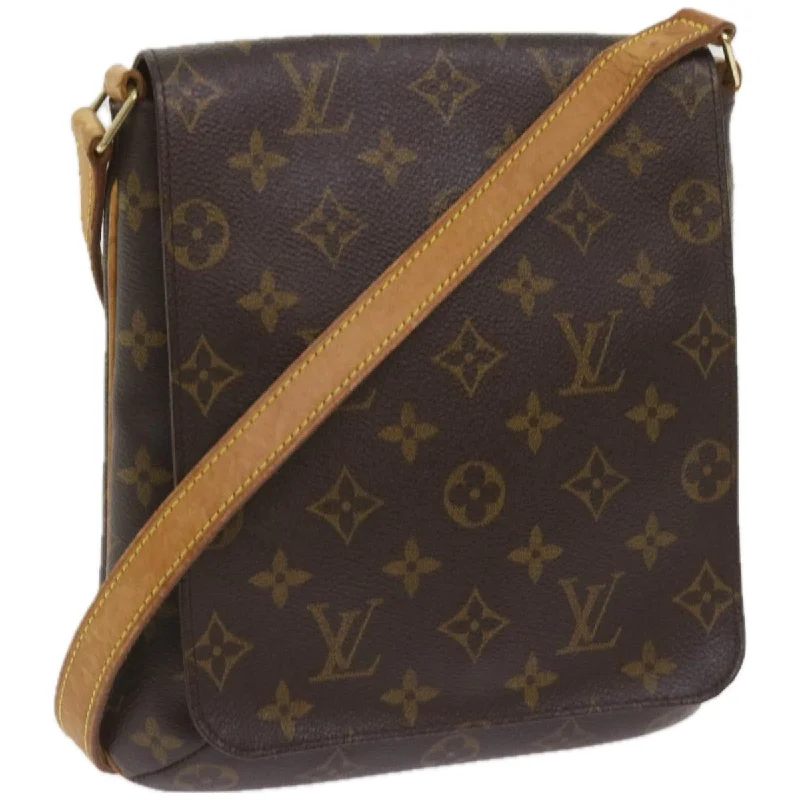 Louis Vuitton bags with a chain - link trim and a leather body for a modern edgeLOUIS VUITTON Musette Salsa Shoulder Bag