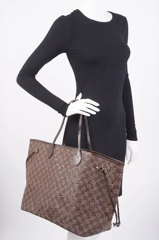 Louis Vuitton handbags with a beaded trim for a touch of glamourLouis Vuitton Neverfull Damier Ebene Coated Canvas GM