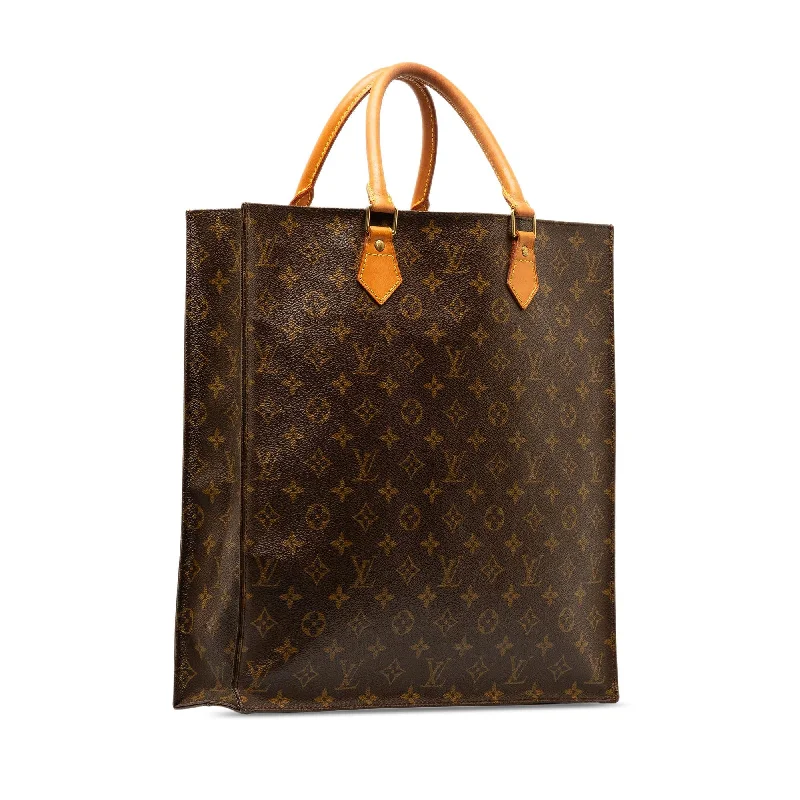 Louis Vuitton Petite Malle bags with a hard - shell structure for uniquenessLouis Vuitton Monogram Sac Plat (KMtCHa)