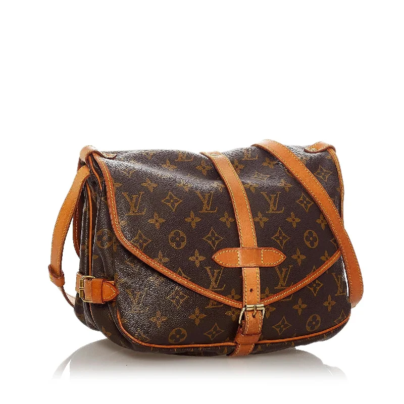 Louis Vuitton Petite Malle bags with a hard - shell structure for uniquenessLouis Vuitton Monogram Saumur 25 (28331)