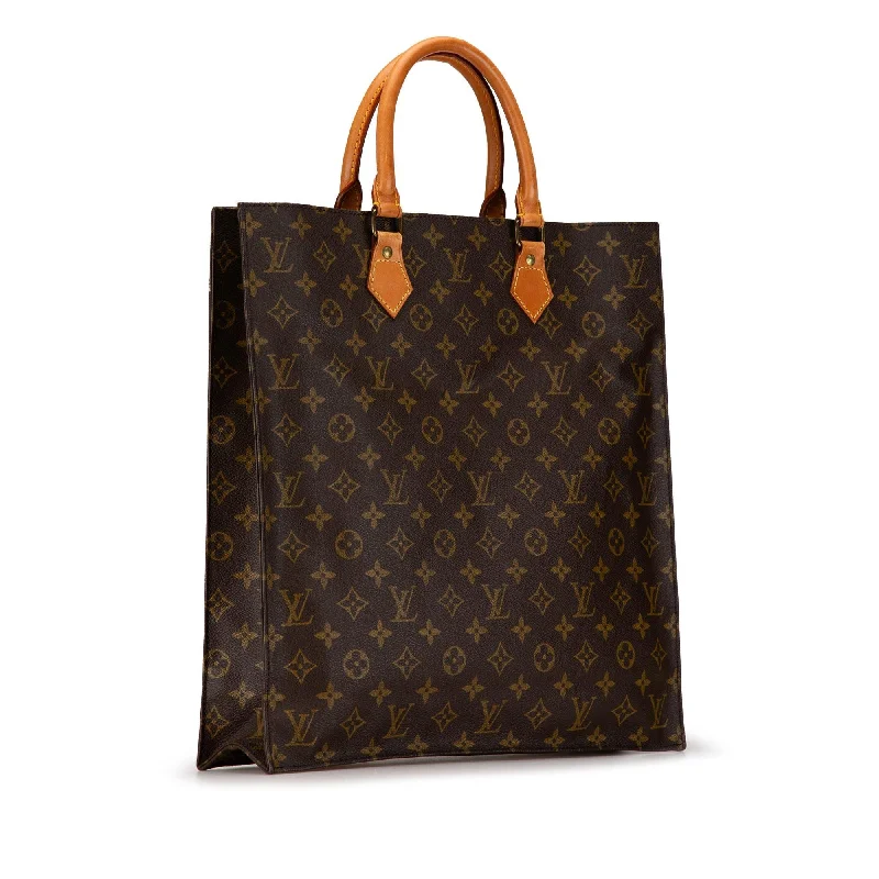 Ladies Louis Vuitton Capucines bags with a detachable shoulder strapLouis Vuitton Monogram Sac Plat (cFfmFH)