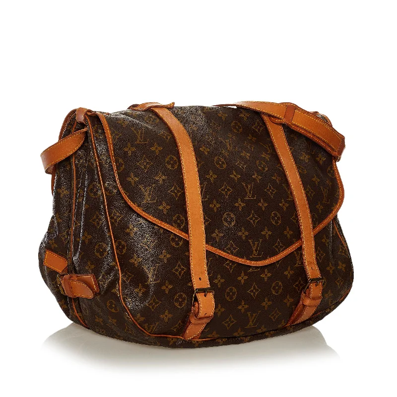 Louis Vuitton Petite Malle bags with a hard - shell structure for uniquenessLouis Vuitton Monogram Saumur 43 (34408)