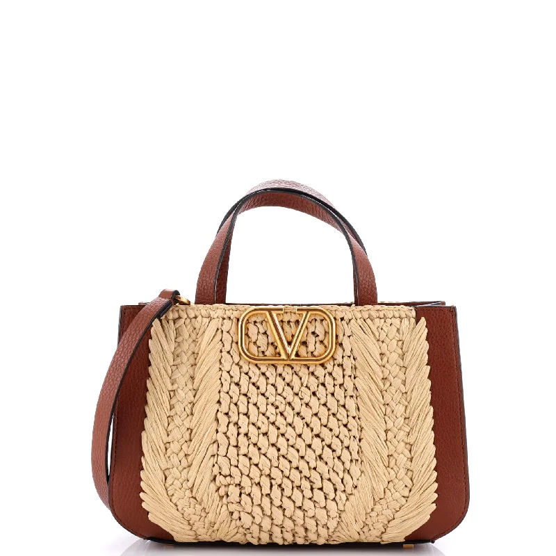 VLogo Signature Tote Crochet Raffia with Leather Small