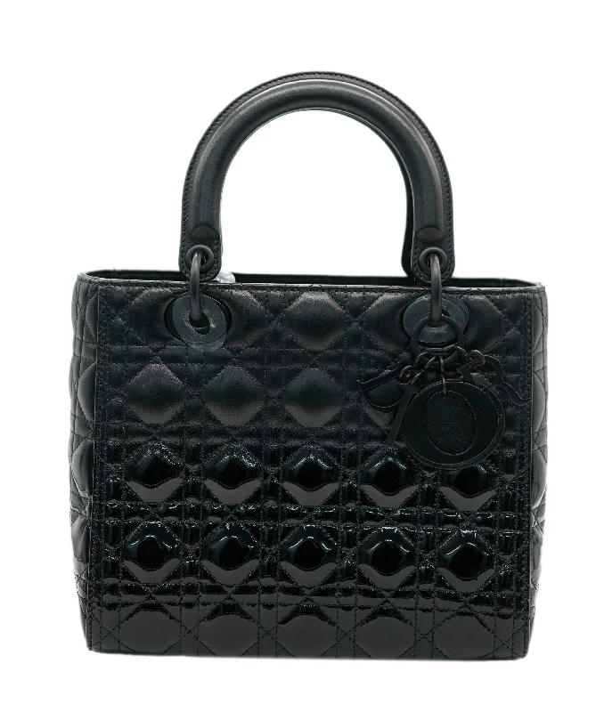 Christian Dior bags with a detachable coin purse insideChristian Dior Lady Dior Half Patent Medium *RRP £5300*  ALL0737