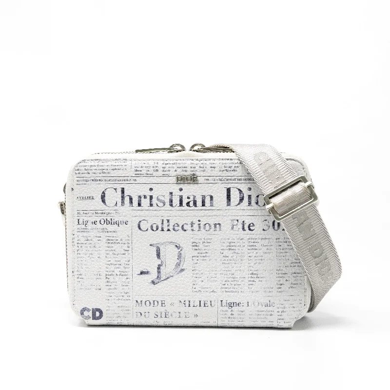 Christian Dior handbags with a snap - button closure and a decorative buckleDior White Double Zip Newspaper Pouch