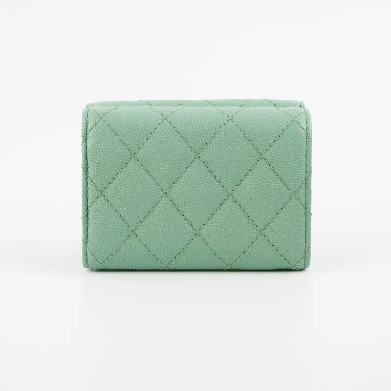 Chanel bags sale 2025Chanel Caviar Compact Wallet Green Microchipped