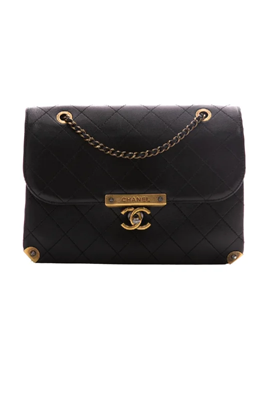 Chanel bags for women with a taste for high fashionAround The Corner Flap Bag