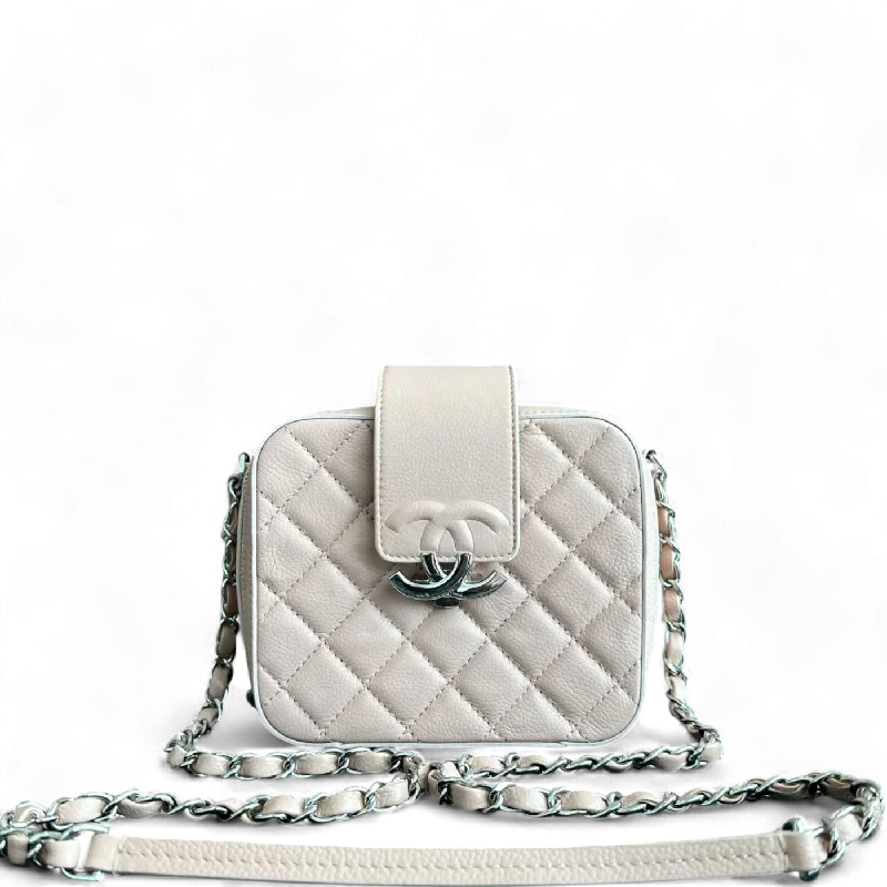 Chanel Vintage Inspired Handbag for Retro LoversChanel Box Camera - Quilted Goatskin Beige SHW No 24