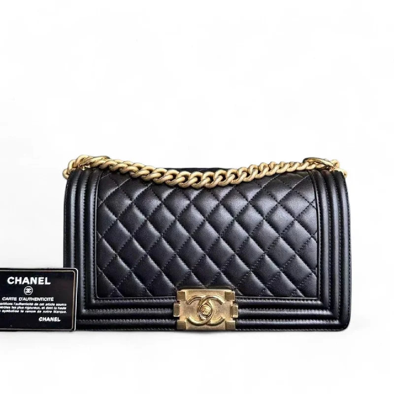 Chanel bags for women with minimalist styleChanel Boy Medium - 25CM Quilted Lambskin Black Gold Hardware Series 24