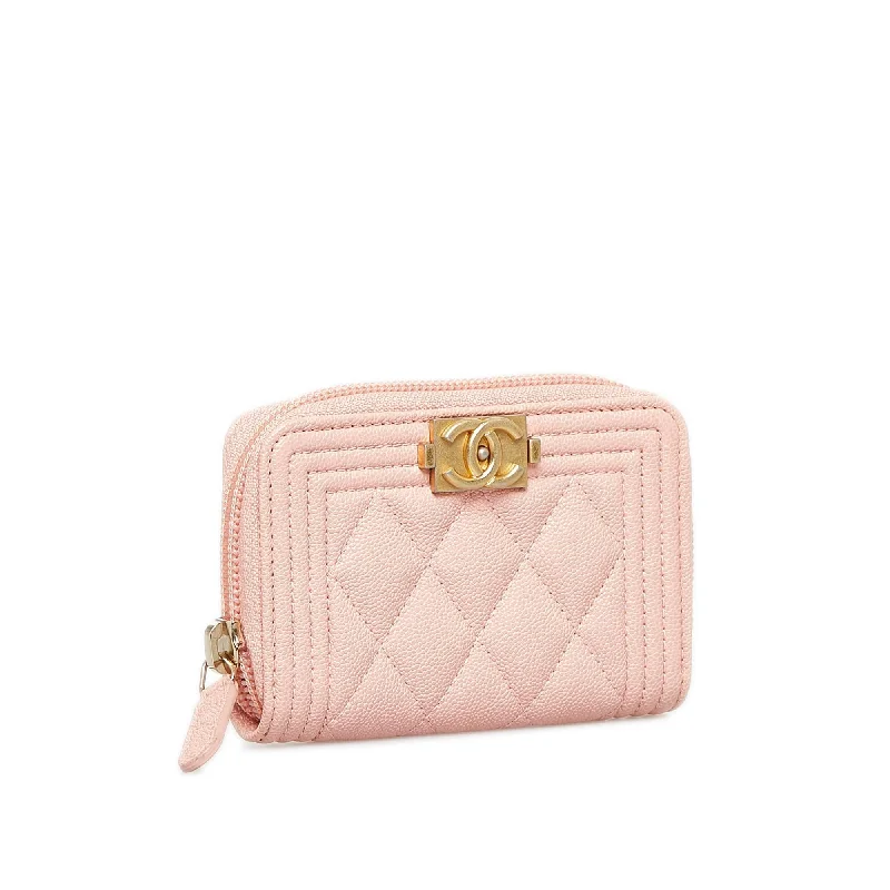 Chanel bags for women with minimalist styleChanel Caviar Boy Coin Pouch (dI8G4o)