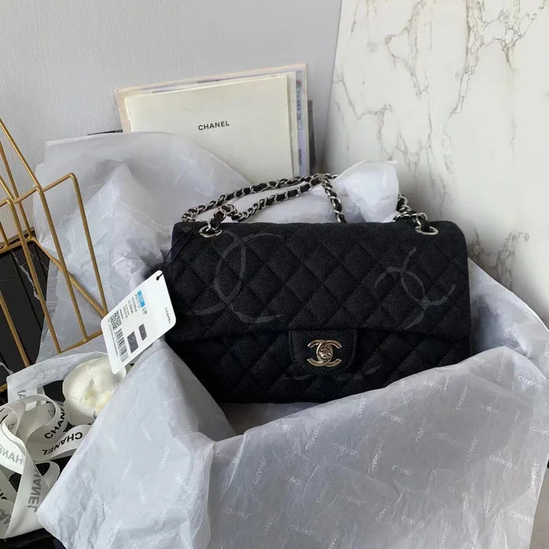 Chanel Lightweight Handbag for Daily ErrandsWF - Chanel Bags - 1102